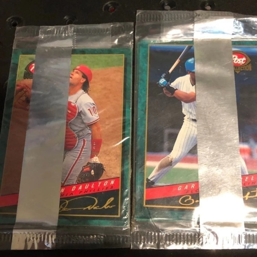 1994 Post baseball cards lot of 2 cards